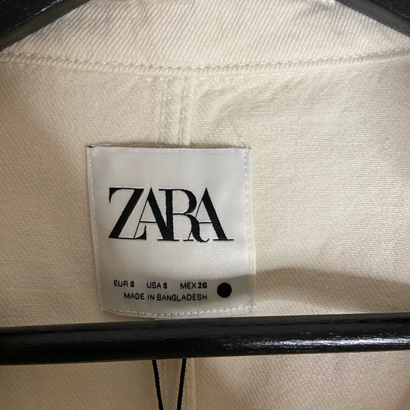 NWT - Zara Oversized Shirt w/ Pockets. Button up. - Picture 4 of 7